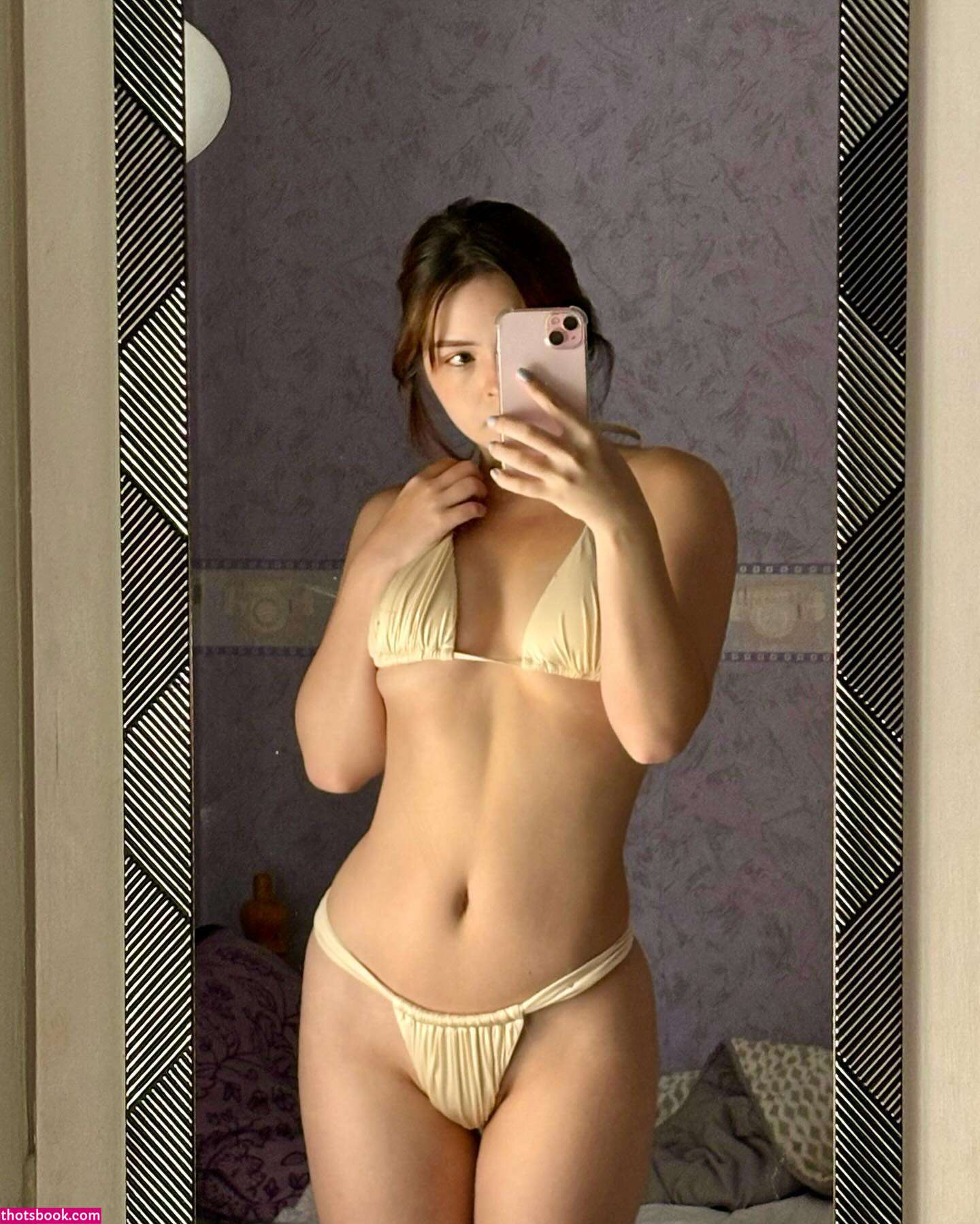 laetitia442299 Nude Leaks OnlyFans Photos #1 1562735