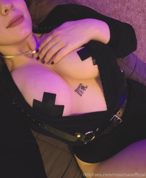 Miss Chan TheMissChan Nude Leaks OnlyFans Photos #4