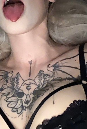 Little Lilith Nude Leaks OnlyFans Photos #1