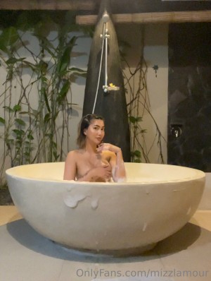 Rosemary Radeva Mizzlamour Nude Leaks OnlyFans Photos #2