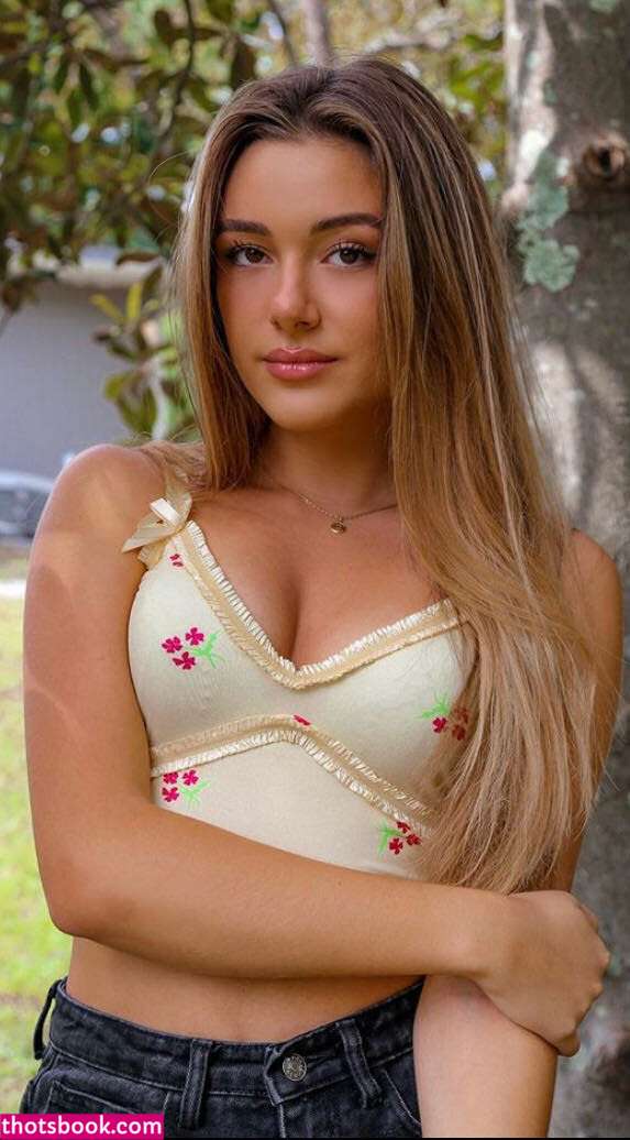 Isabella Stoisavljevic Zerpa isazerps Nude Leaks OnlyFans Photos #2 1546903