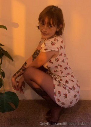 LittlePeachyBum Nude Leaks OnlyFans Photos #2
