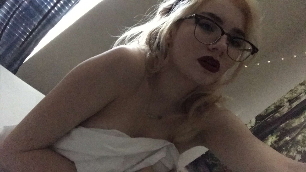 Cloveress ASMR Private Snapchat 1439