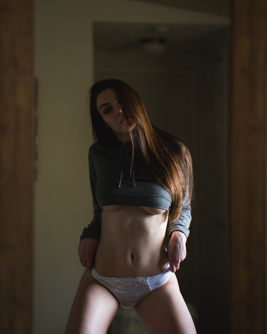 Ally Hardesty Sexy Pictures Suite 577