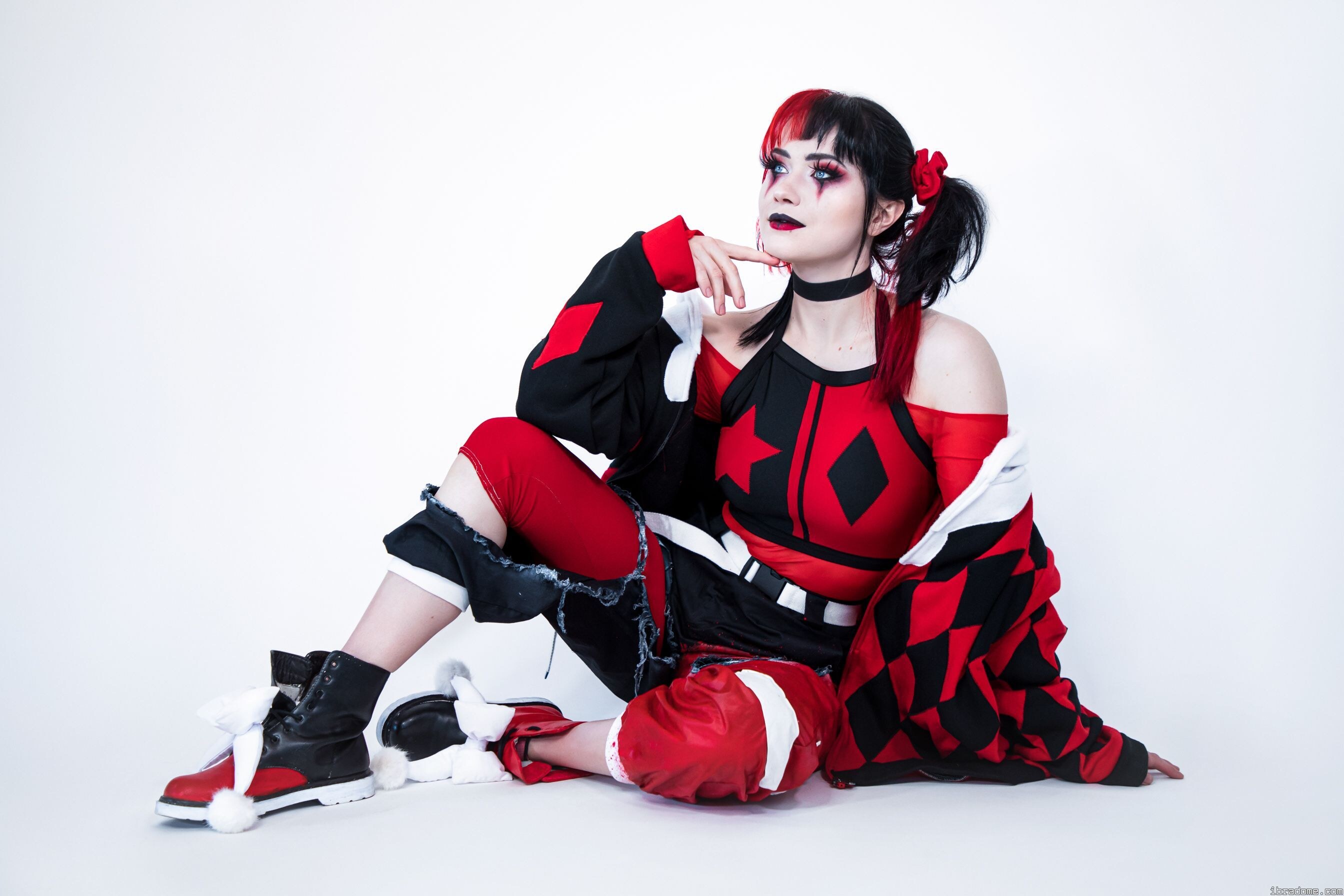 Nichameleon Harley Quinn Red and Black 54039