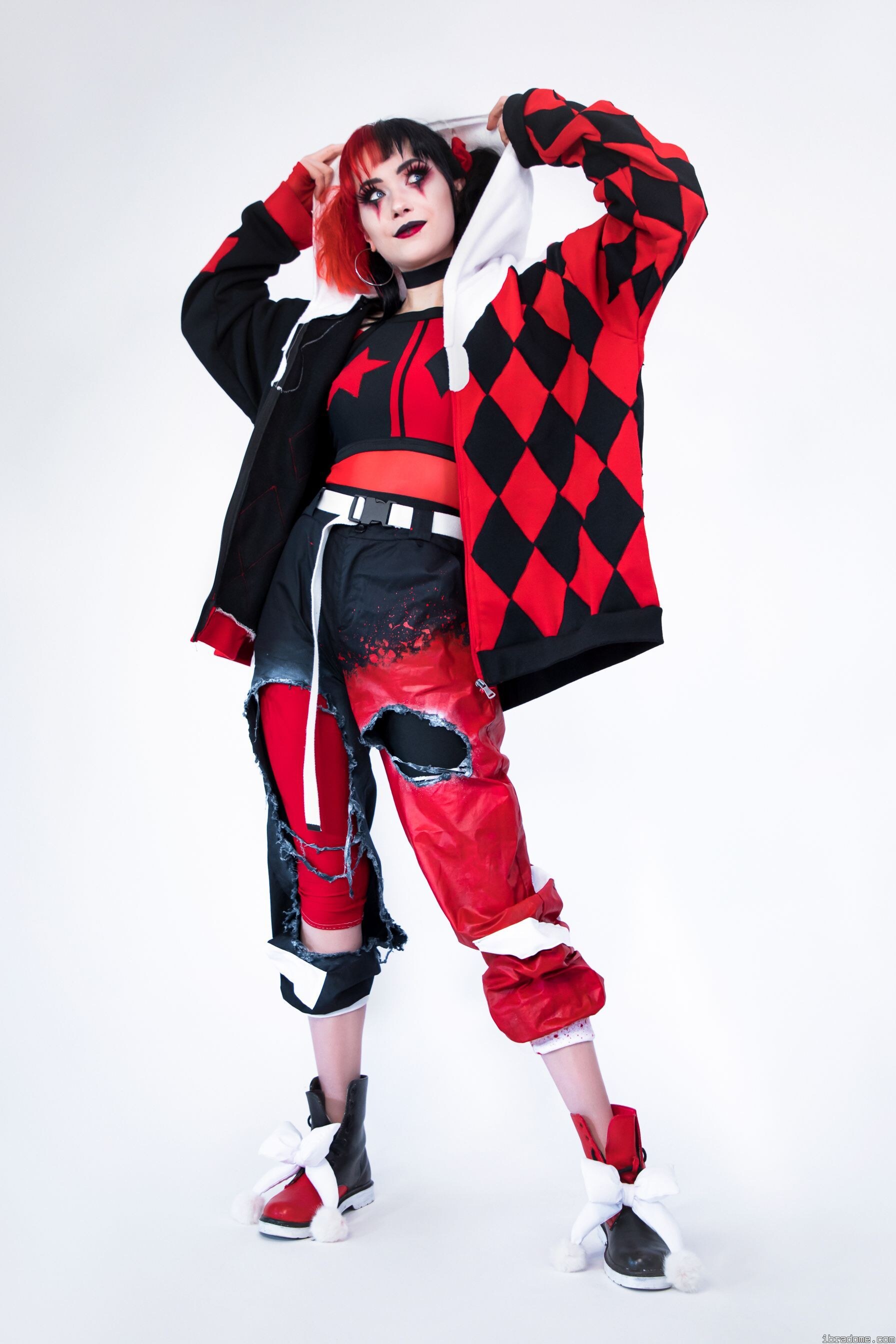Nichameleon Harley Quinn Red and Black 54049