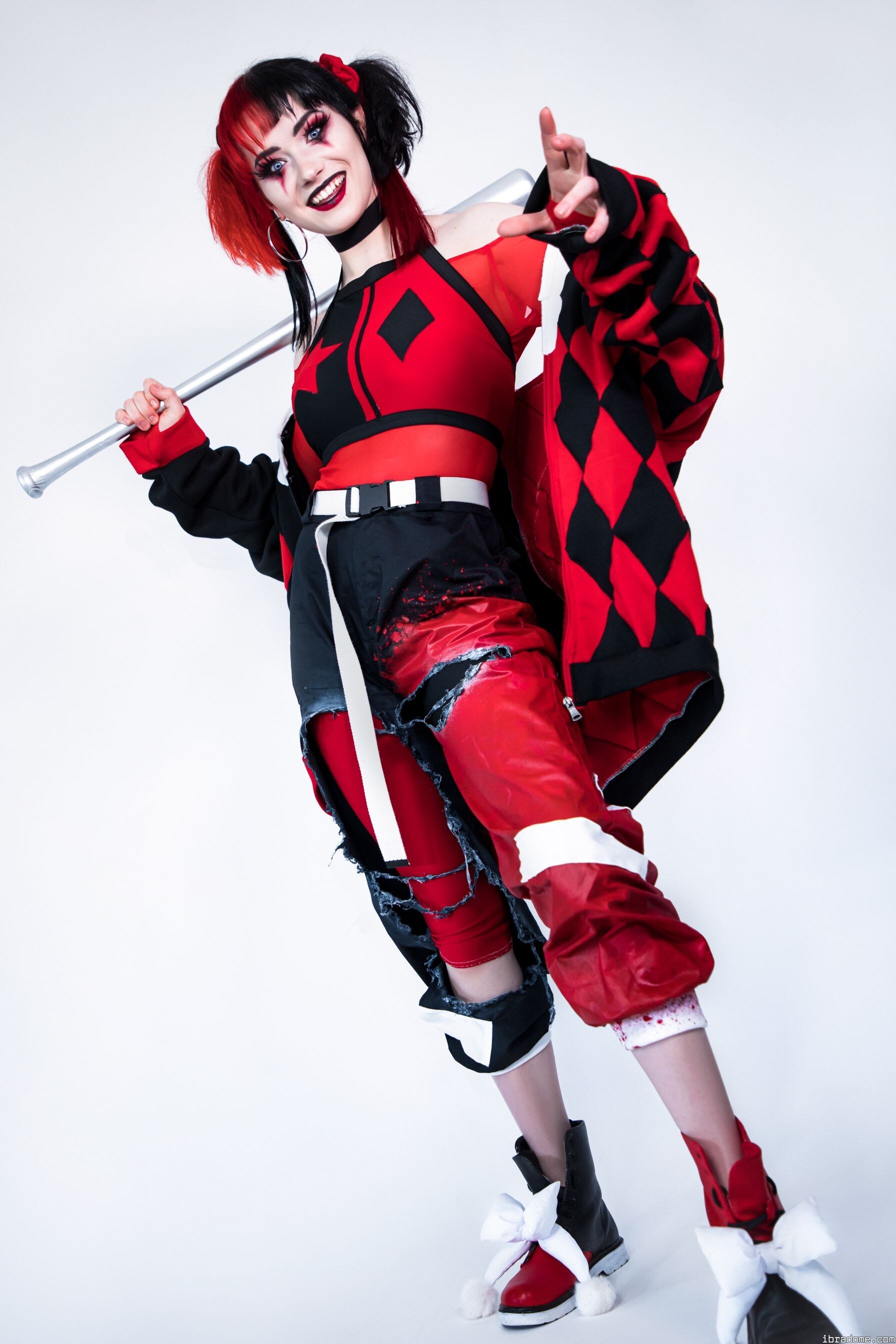 Nichameleon Harley Quinn Red and Black 54050