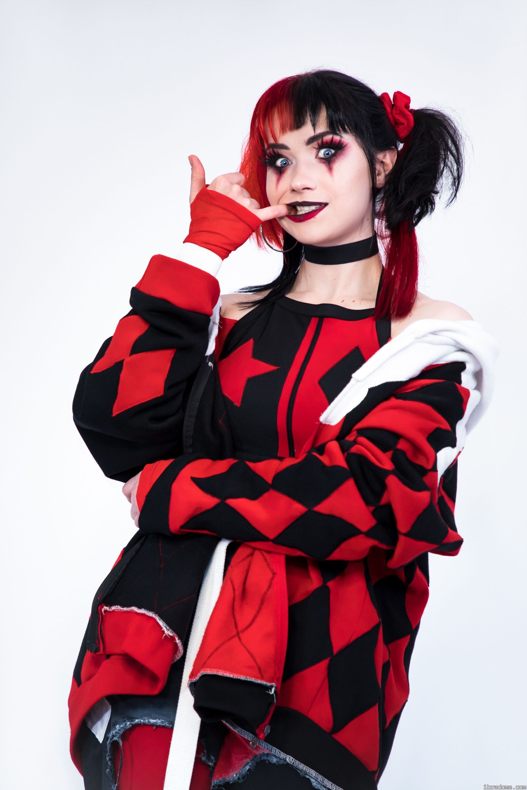 Nichameleon Harley Quinn Red and Black 54068