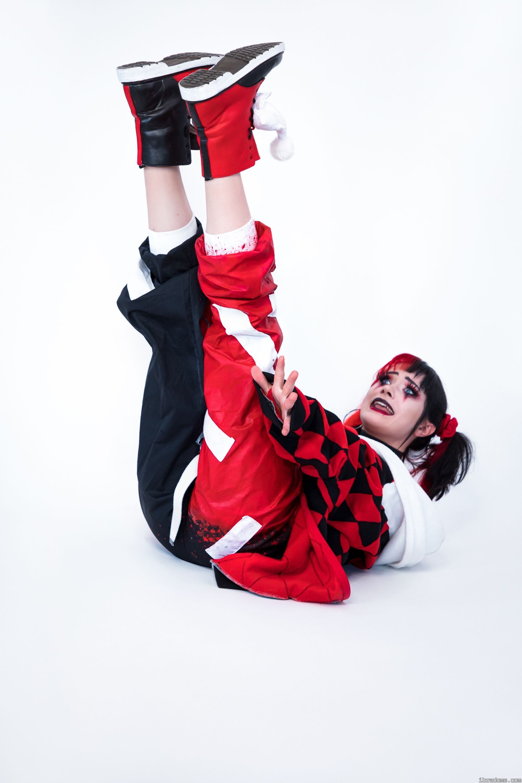 Nichameleon Harley Quinn Red and Black 54078