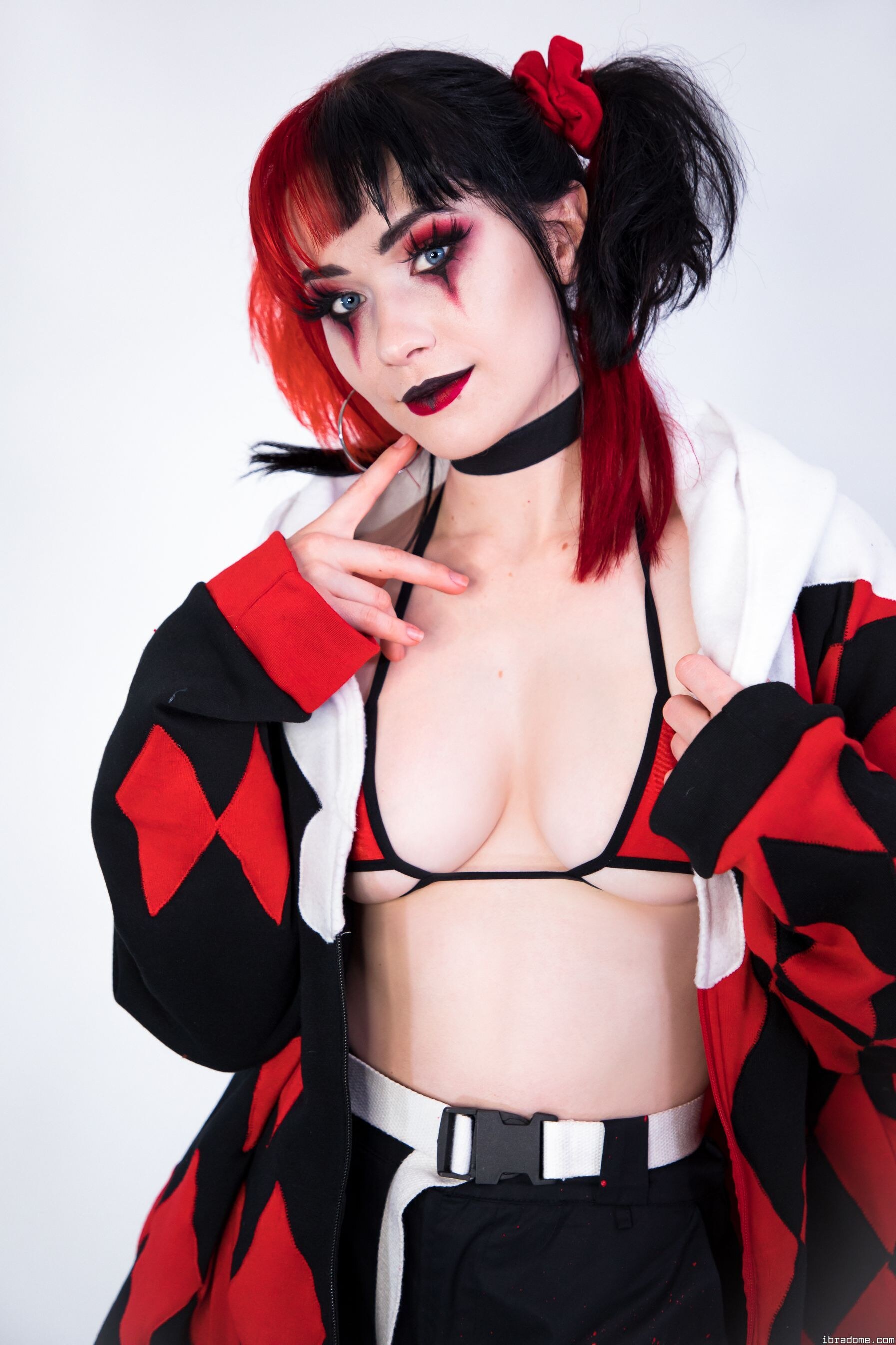 Nichameleon Harley Quinn Red and Black 54085