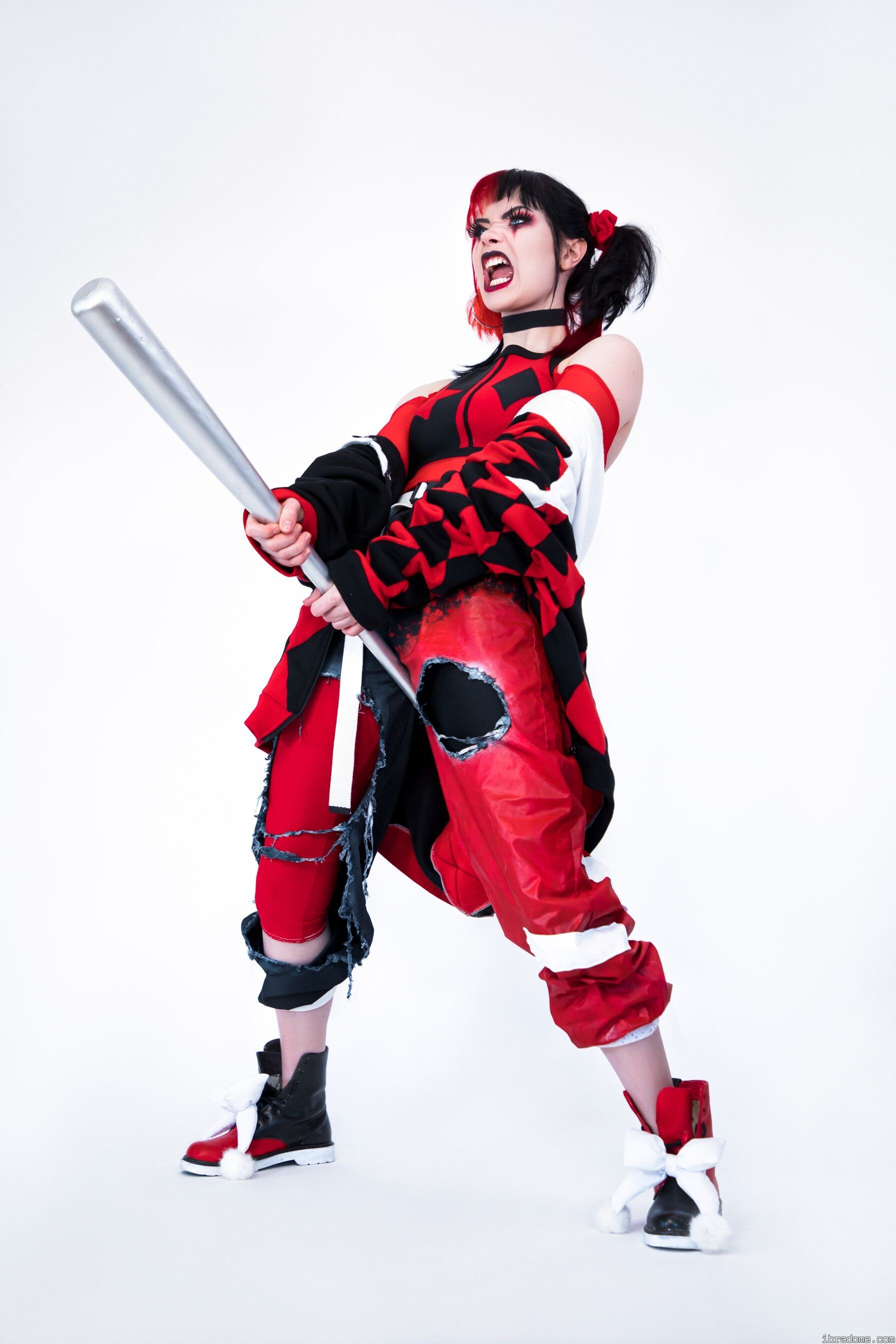 Nichameleon Harley Quinn Red and Black 54090