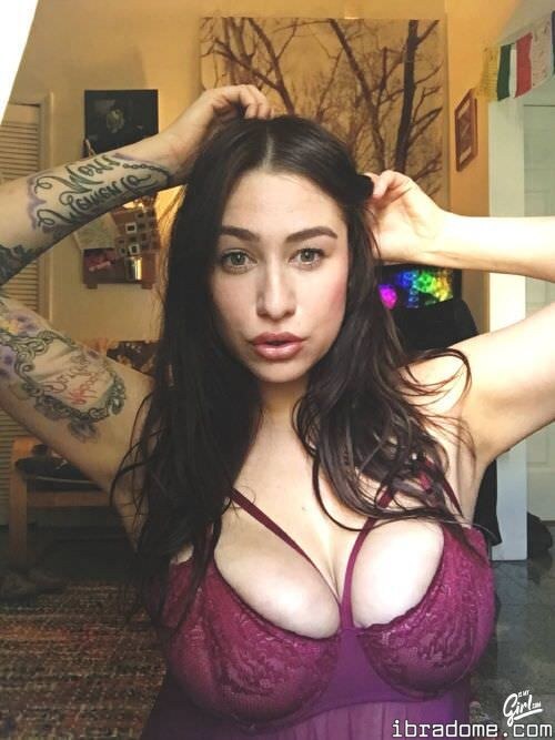 Mia Woods Nude 52245