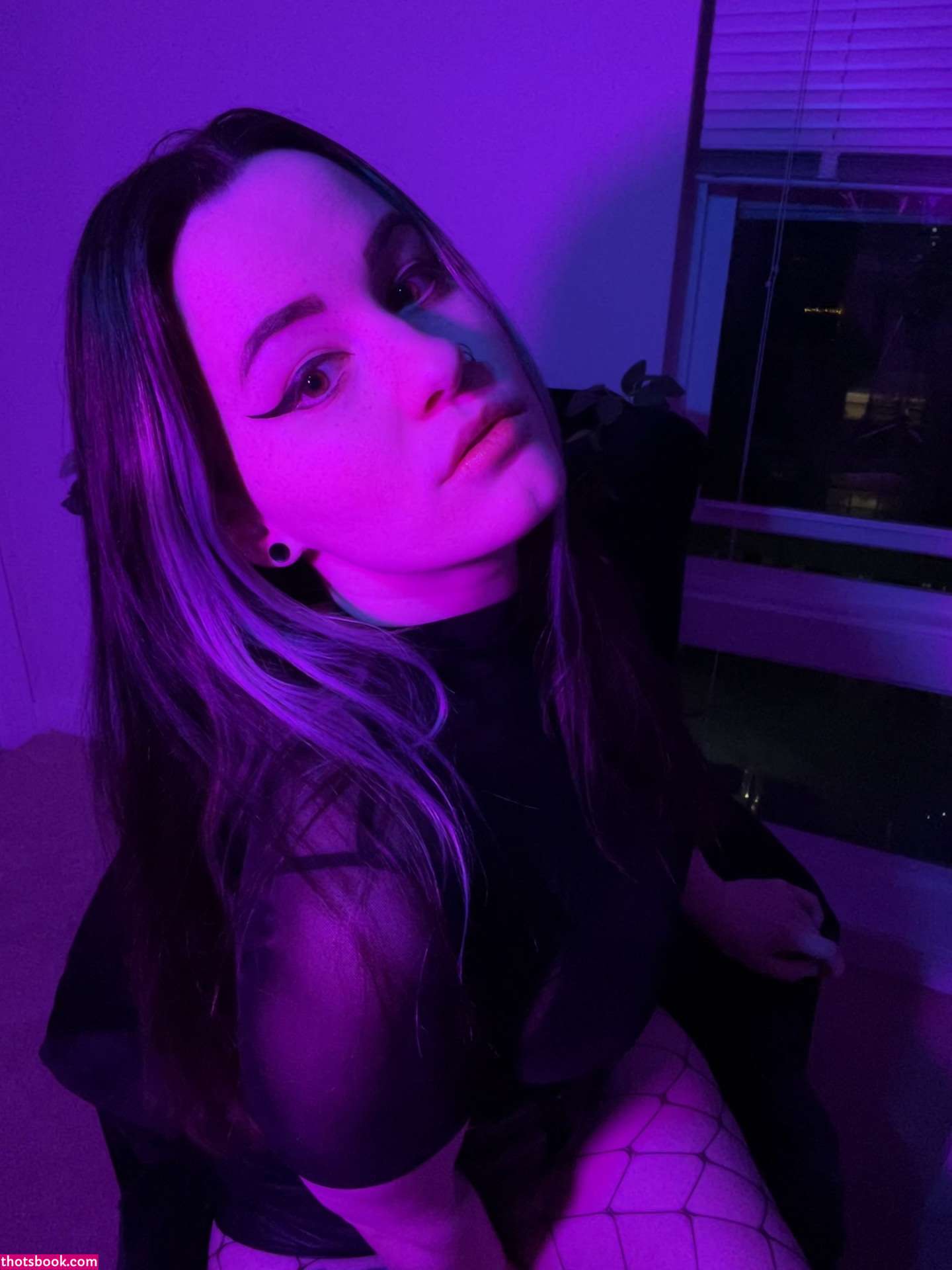 ConcealedBones Photos #2 262925