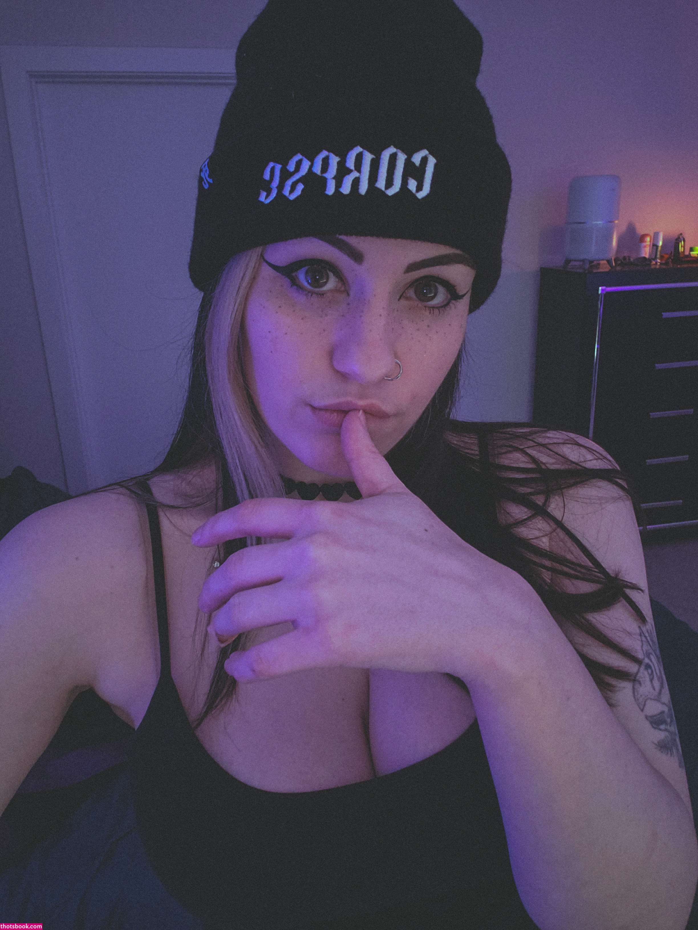 ConcealedBones Photos #5 262942