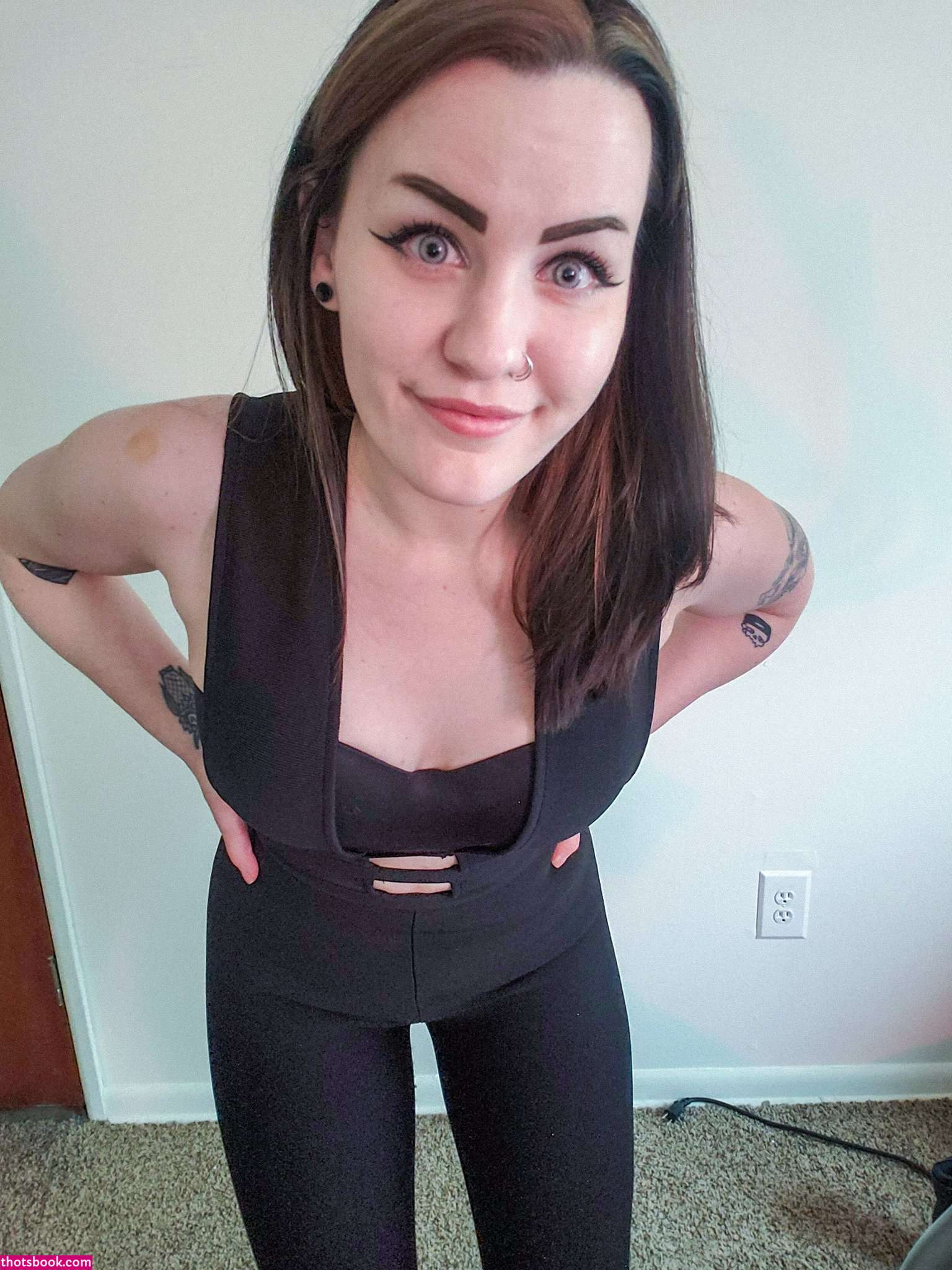 ConcealedBones Photos #10 263293