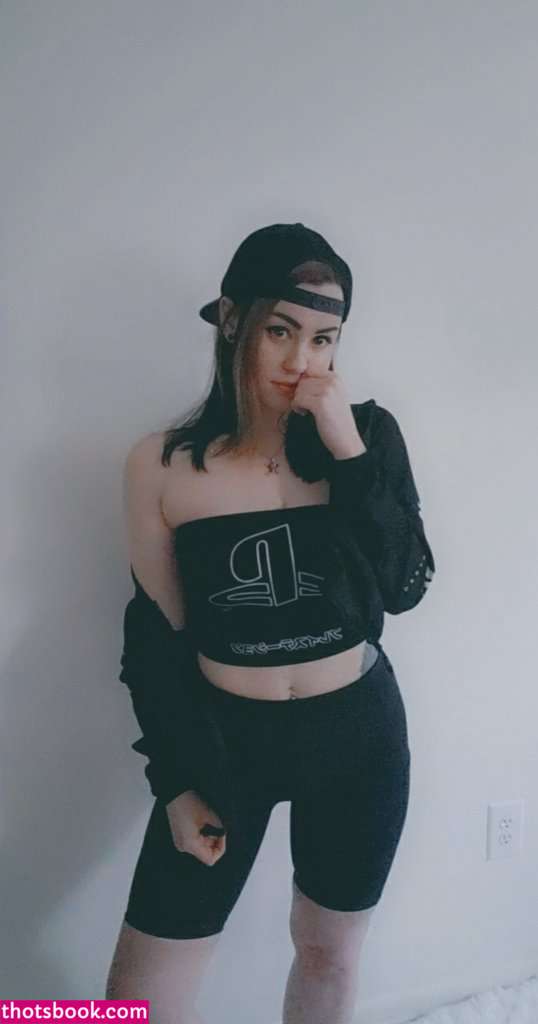 ConcealedBones Photos #10 263296