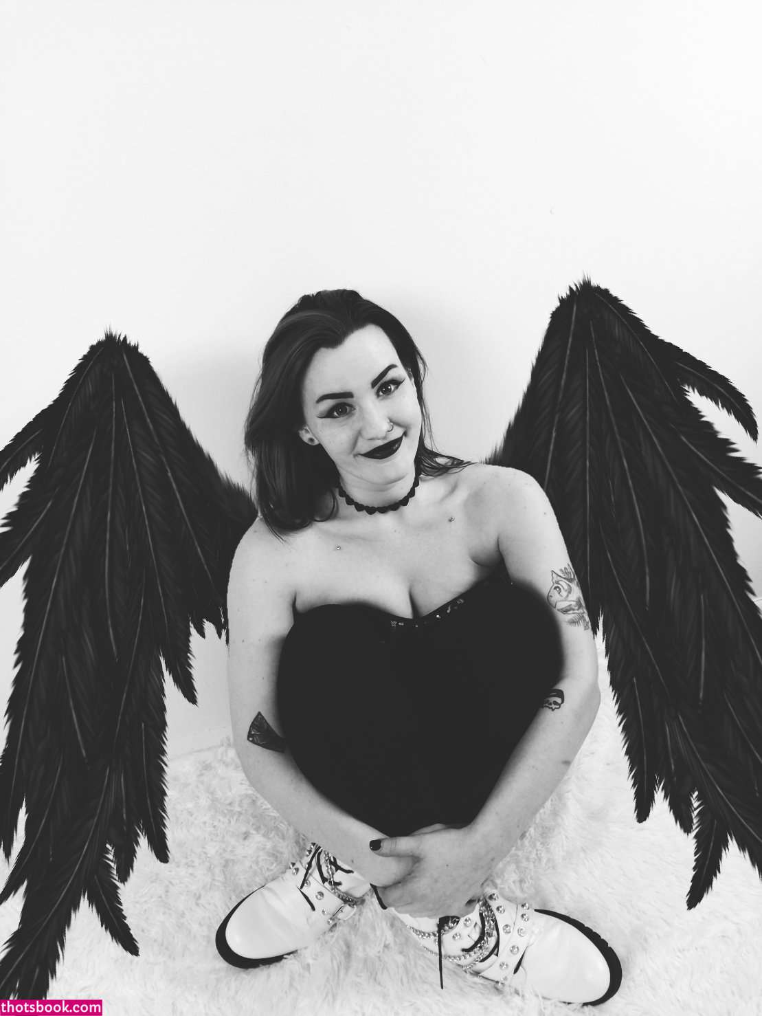 ConcealedBones Photos #11 263613