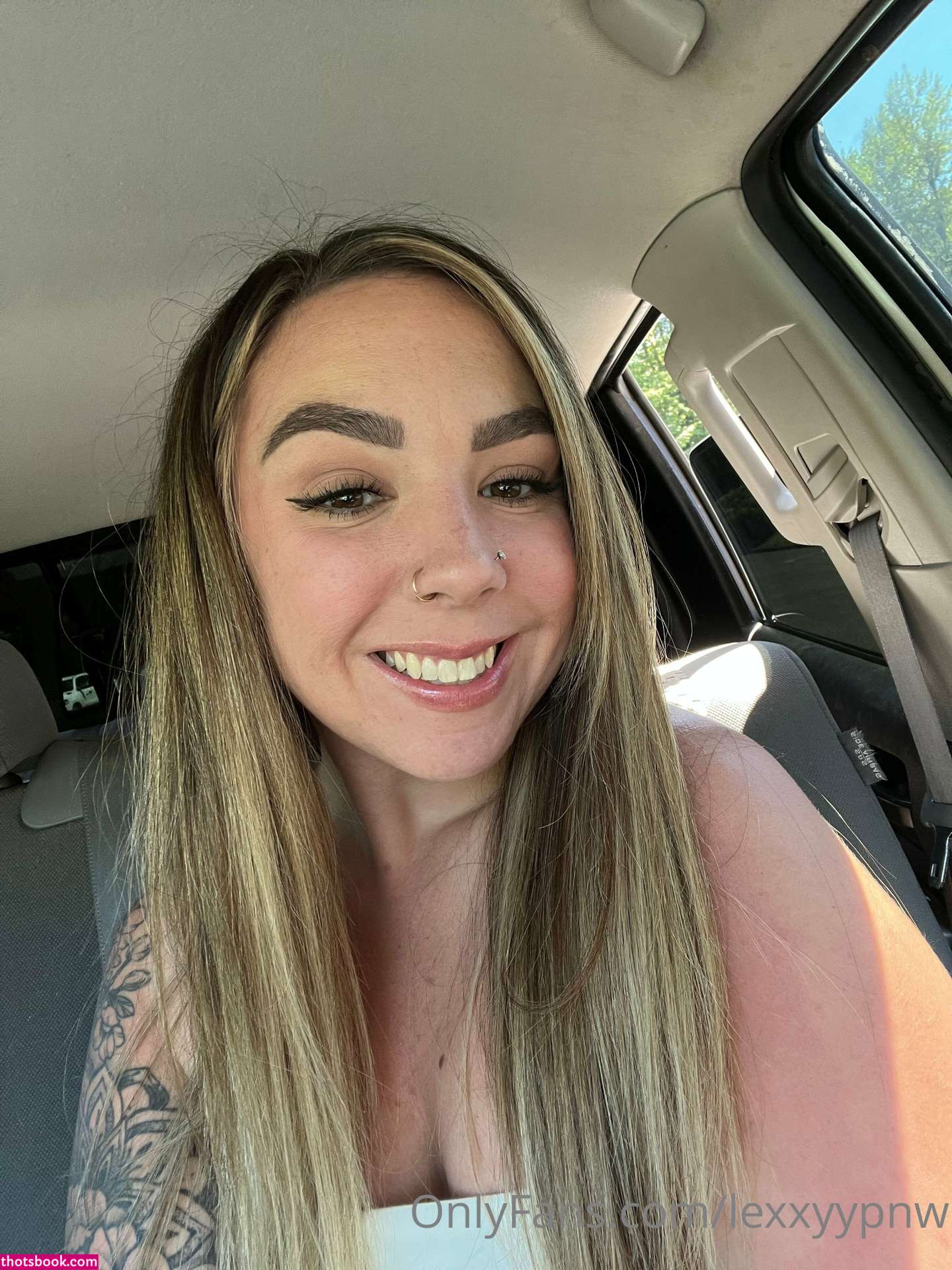 HotwifeLexx  fly420710  lexxyypnw Photos #14 263708