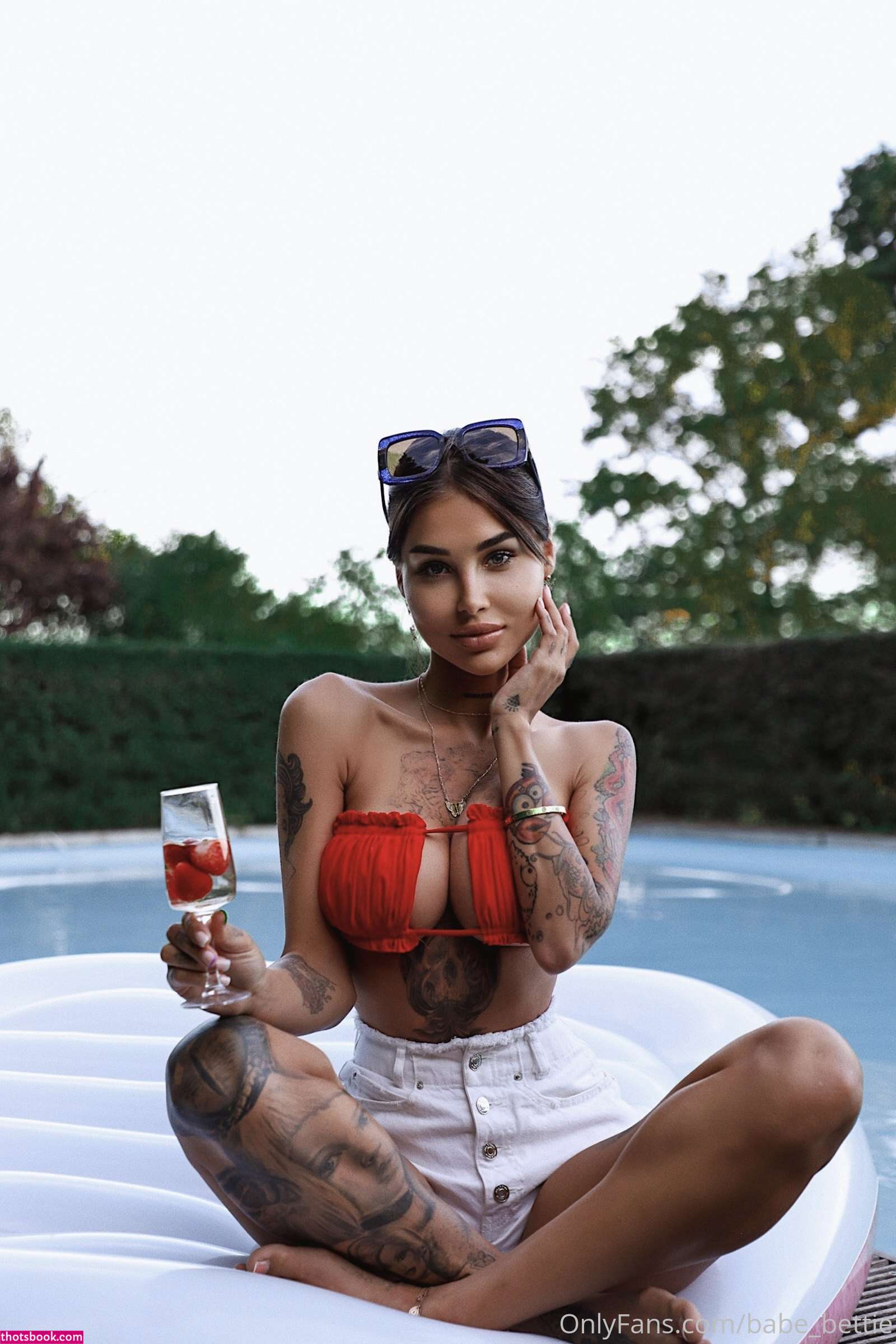 Elizabeth Definhy OnlyFans Photos #6 244030