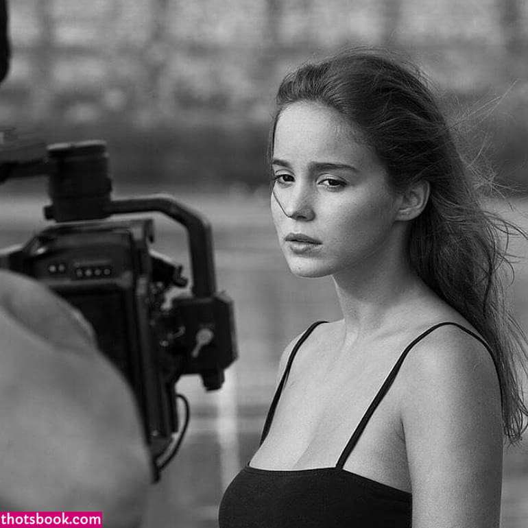 Alba Baptista Photos #7 257675