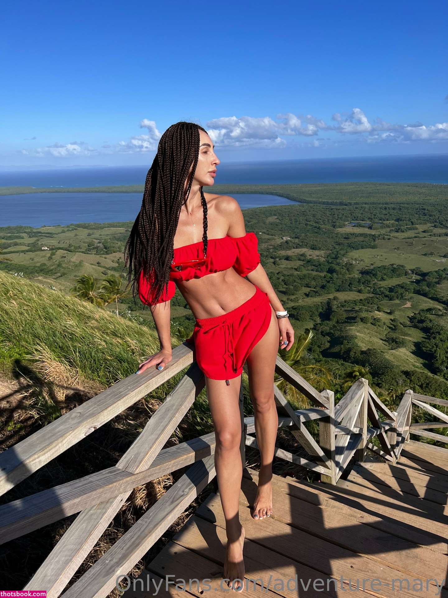 Aventure Marie Photos #9 254658