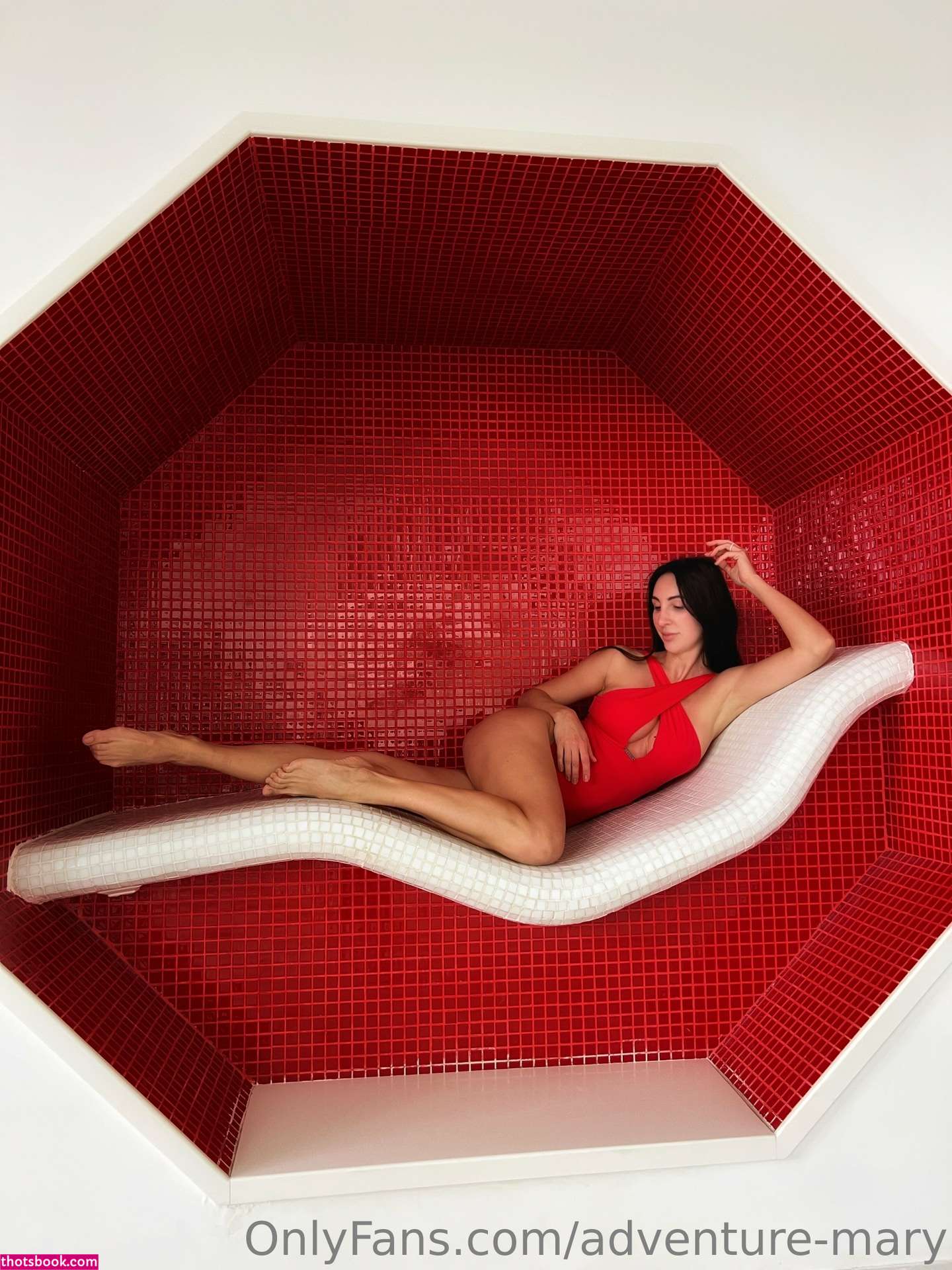 Aventure Marie Photos #13 254947