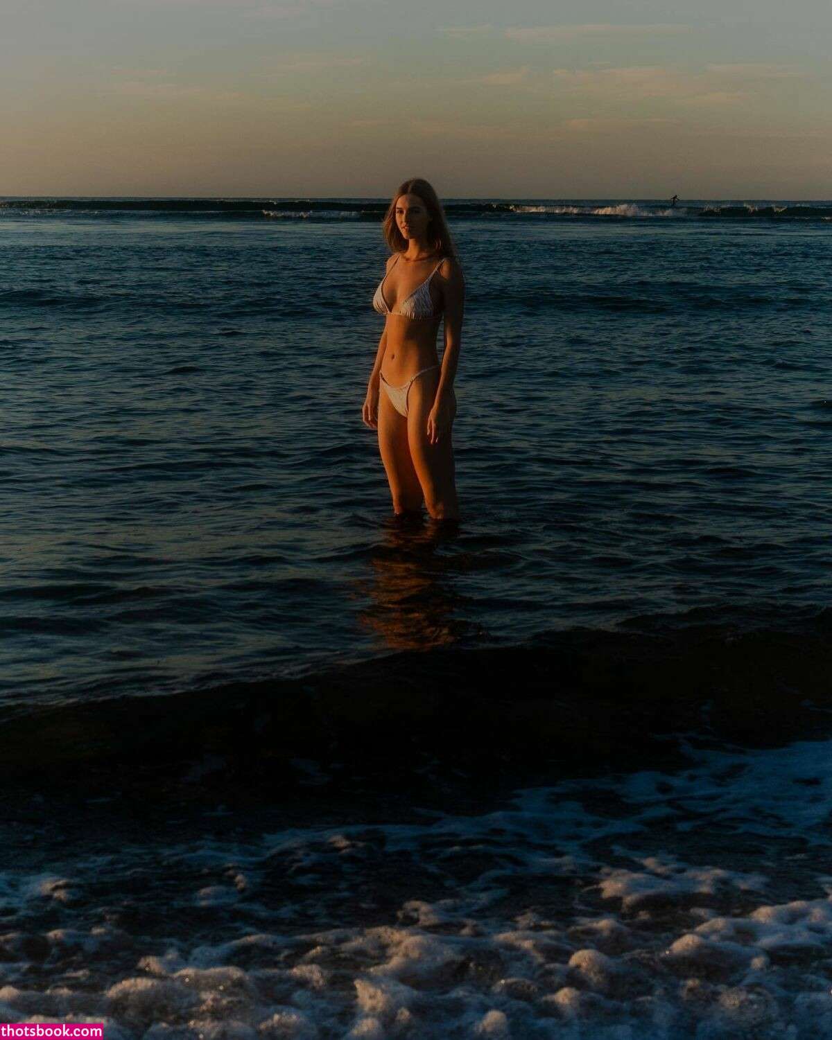 Emily Feld Photos #1 239039