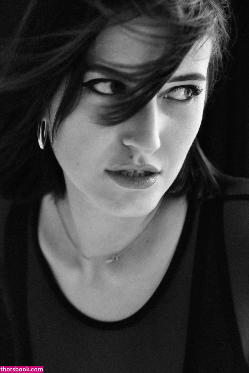 anannke  Anna Anannke Onlyfans Photos #3 239277