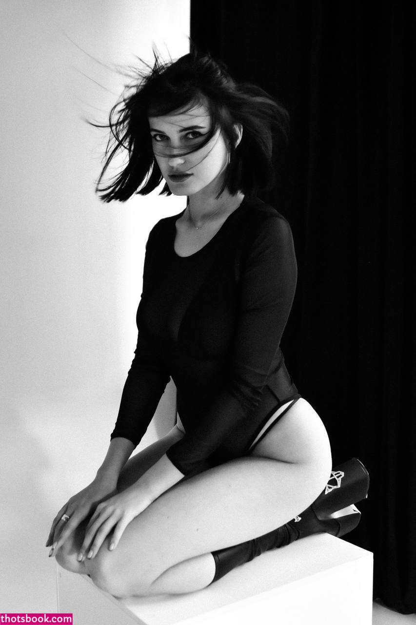 anannke  Anna Anannke Onlyfans Photos #3 239279