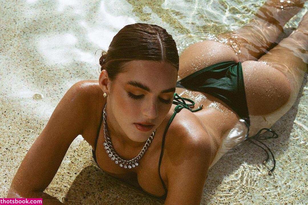 Emily Feld Photos #6 239396