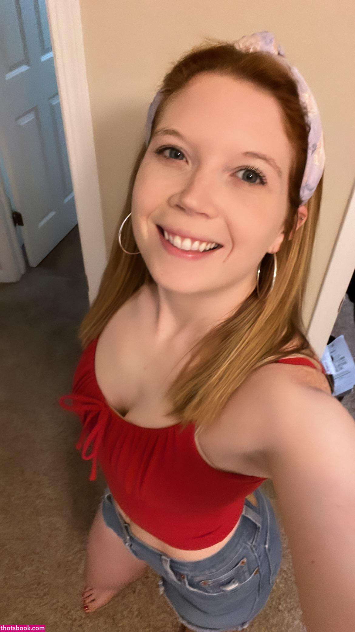 Peachy Noel Photos #2 259660