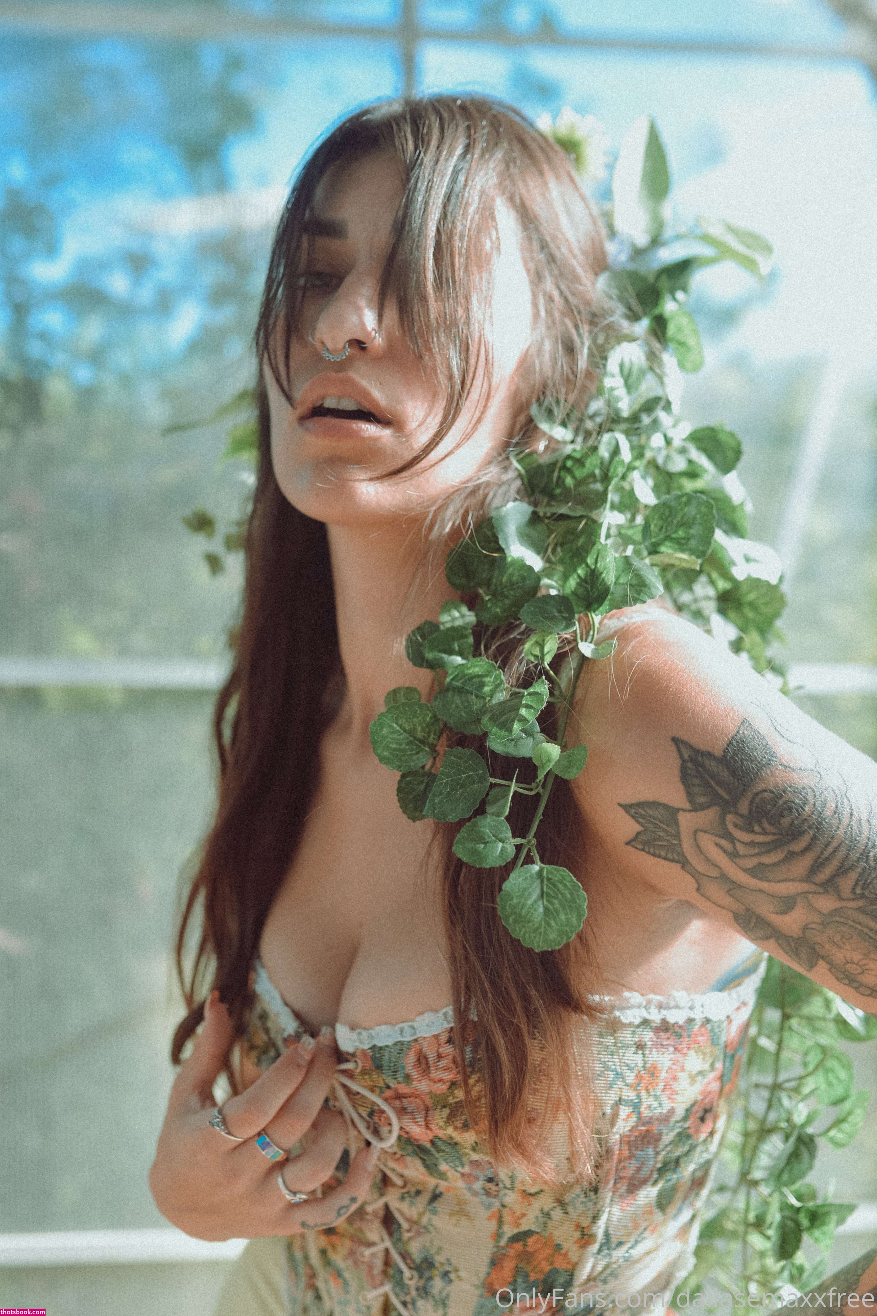 Dallas Maxwell Photos #9 246346