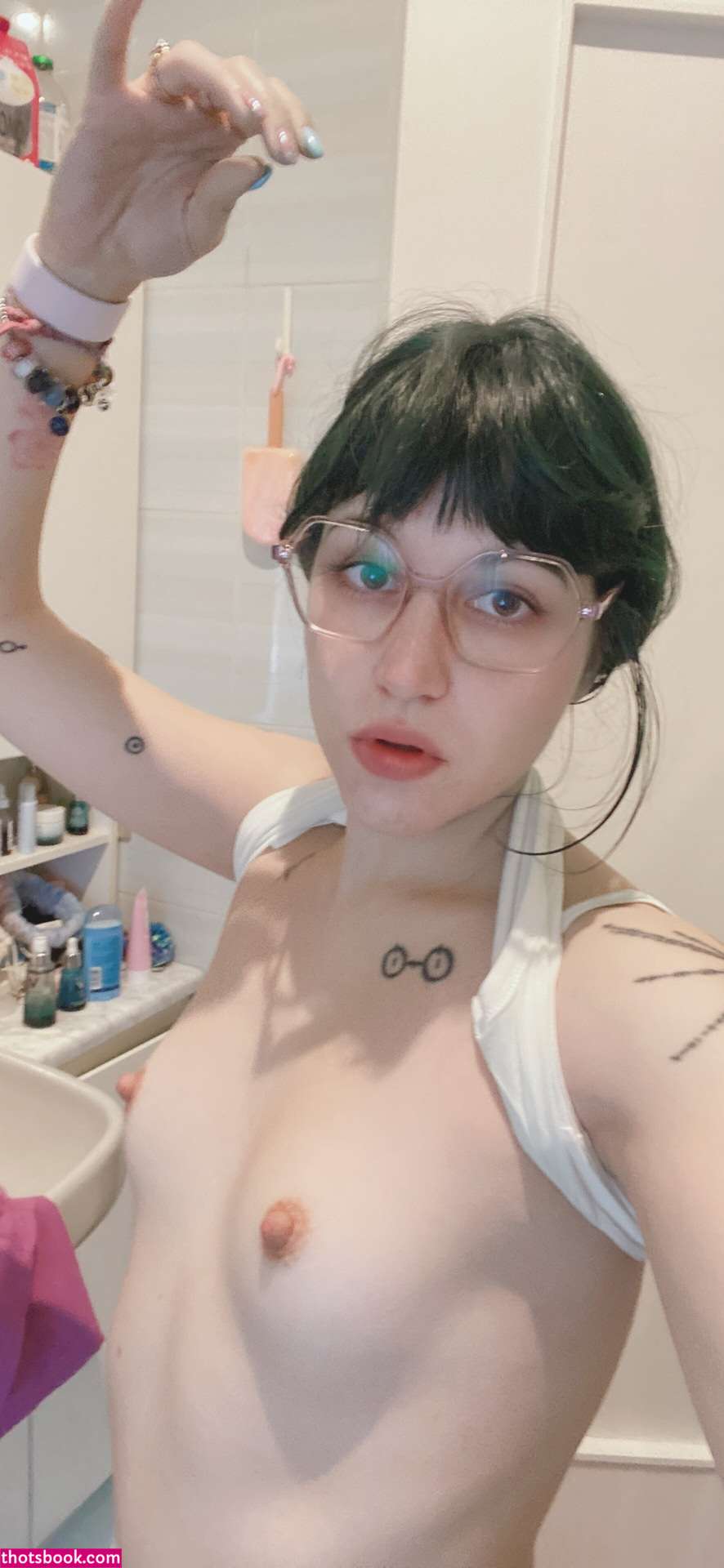 Arils Chest OnlyFans Photos #14 254024