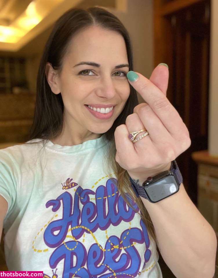 Laura Bailey Photos #3 260180