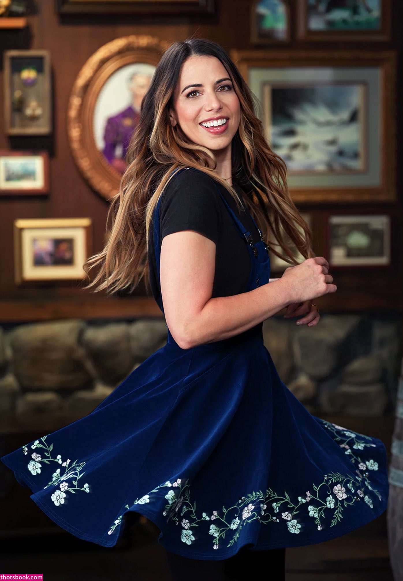 Laura Bailey Photos #8 260565