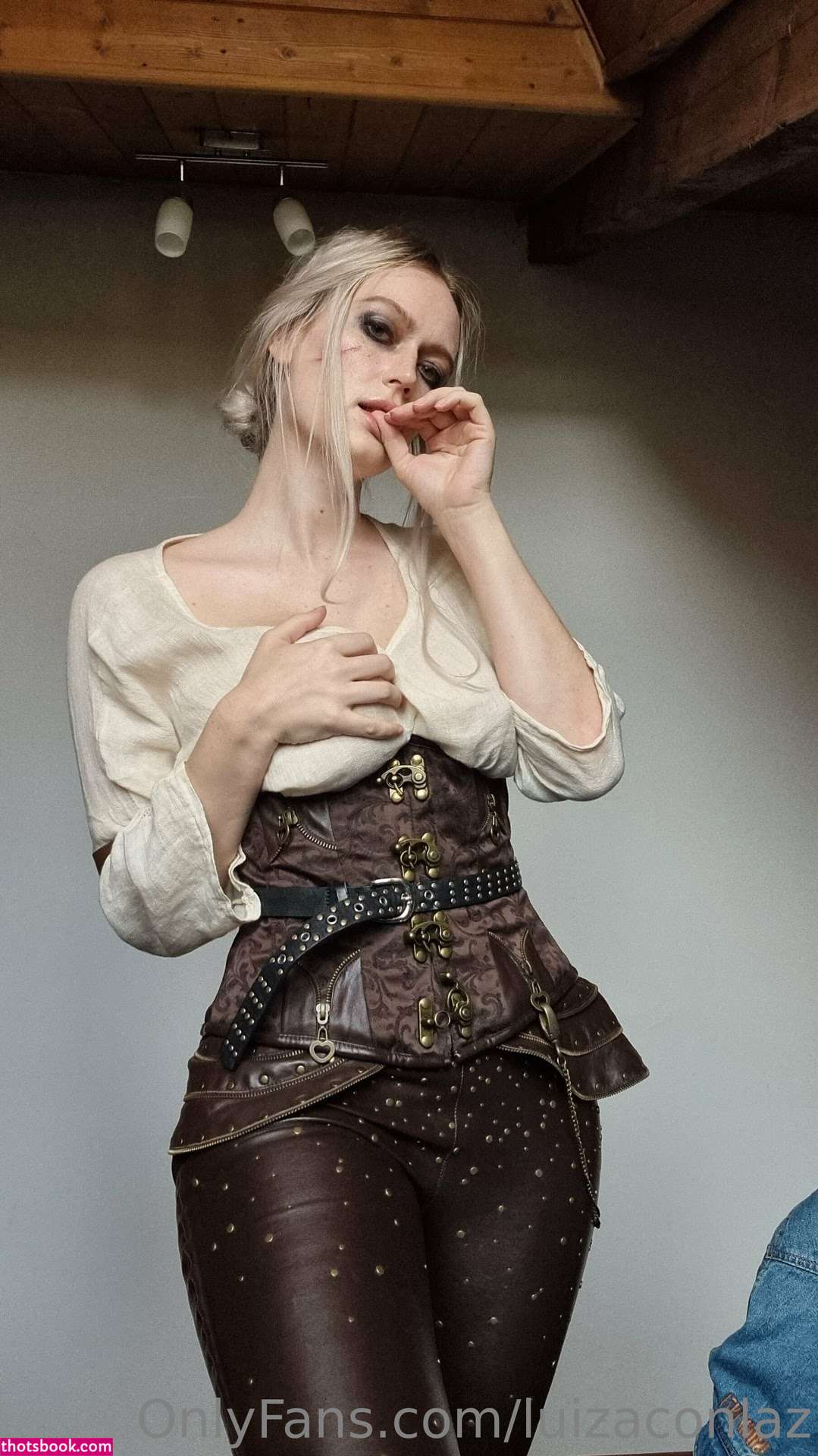 luizaconlaz Daphnelu Nude OnlyFans Photos #5 1004331