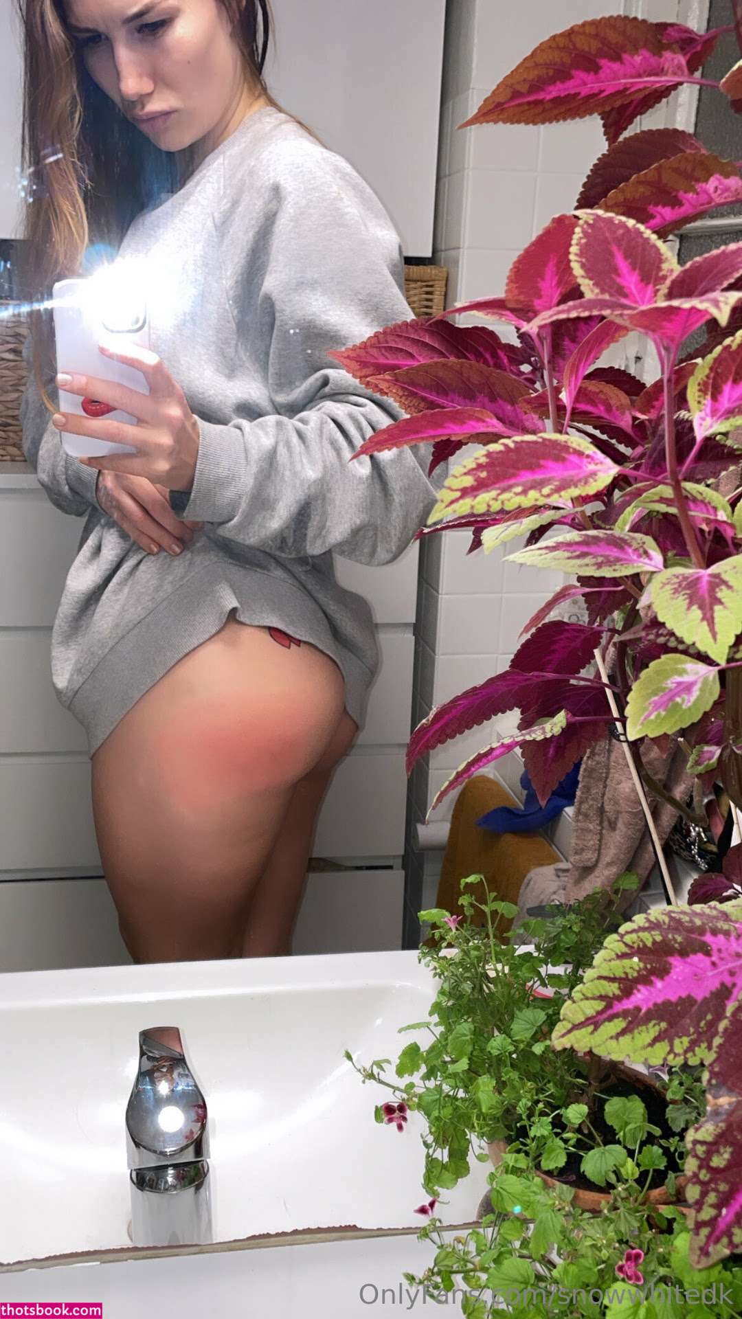 SnowWhiteDK Danish Snowbunny Nude OnlyFans Photos #3 994756