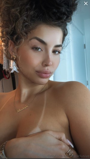 Thalia Matos Nude Leaks OnlyFans Photos #20