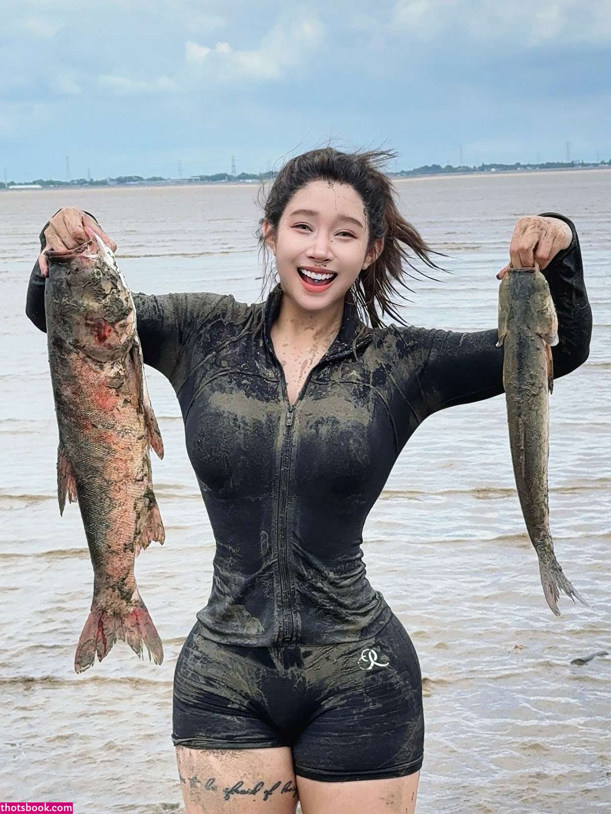 Hitomi songyuxin Nude Leaks OnlyFans Photos #10 1737891