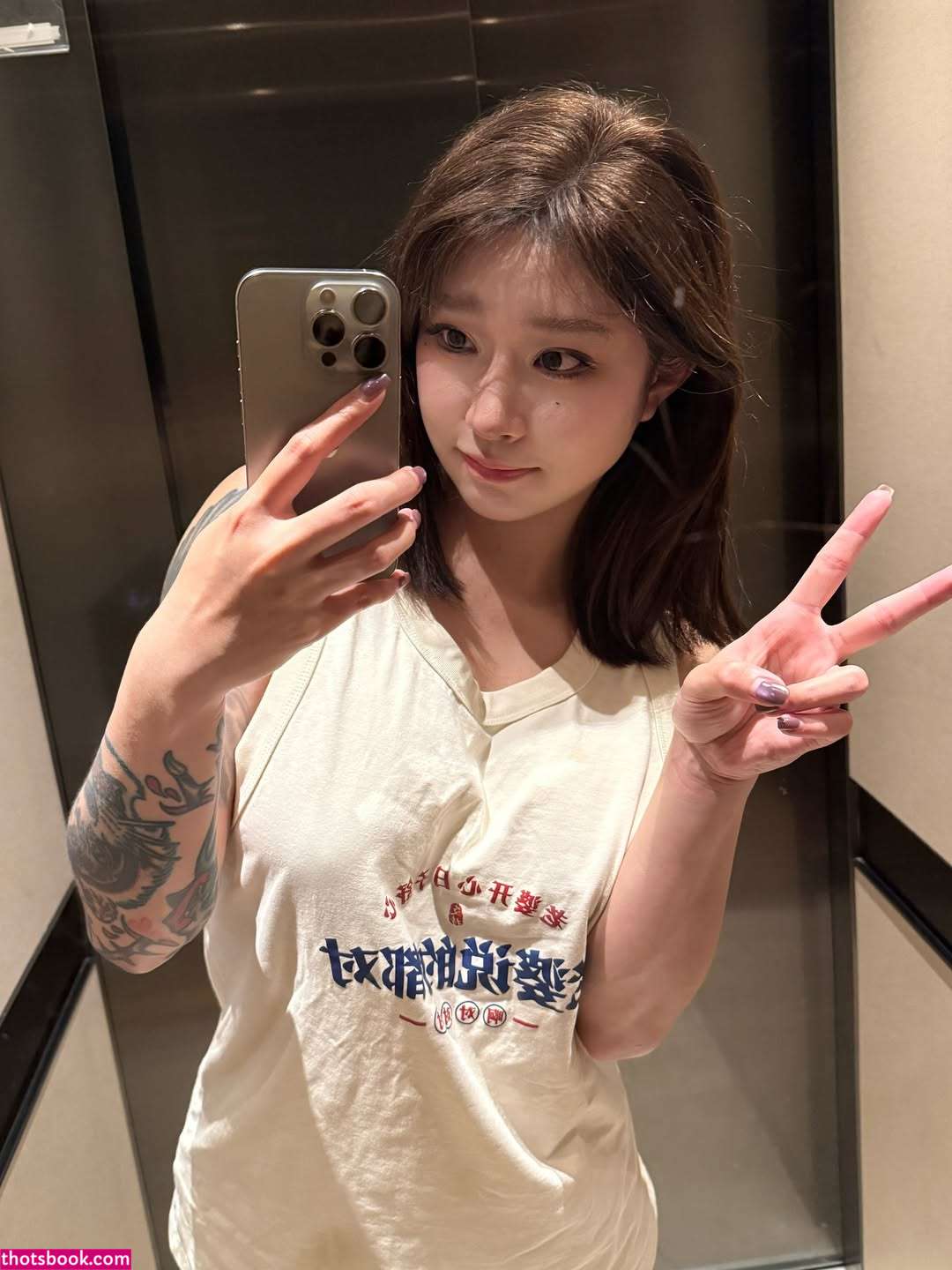 Hitomi songyuxin Nude Leaks OnlyFans Photos #11 1737896