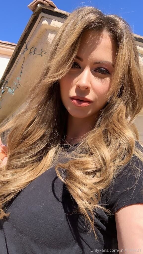 Emi Addsion Sexy Photos Onlyfans I 79464