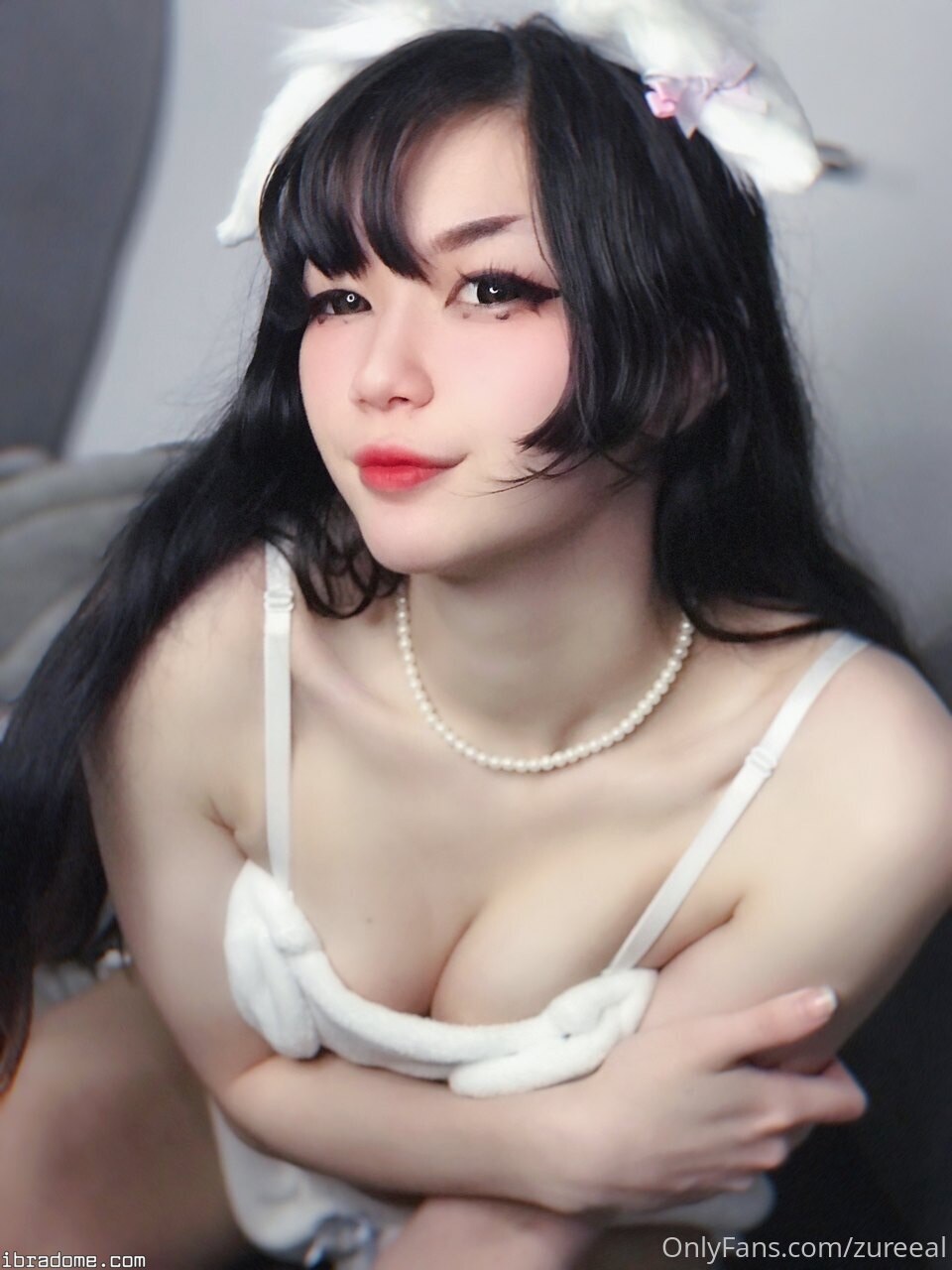 Zureeal OnlyfansPhotos 106367