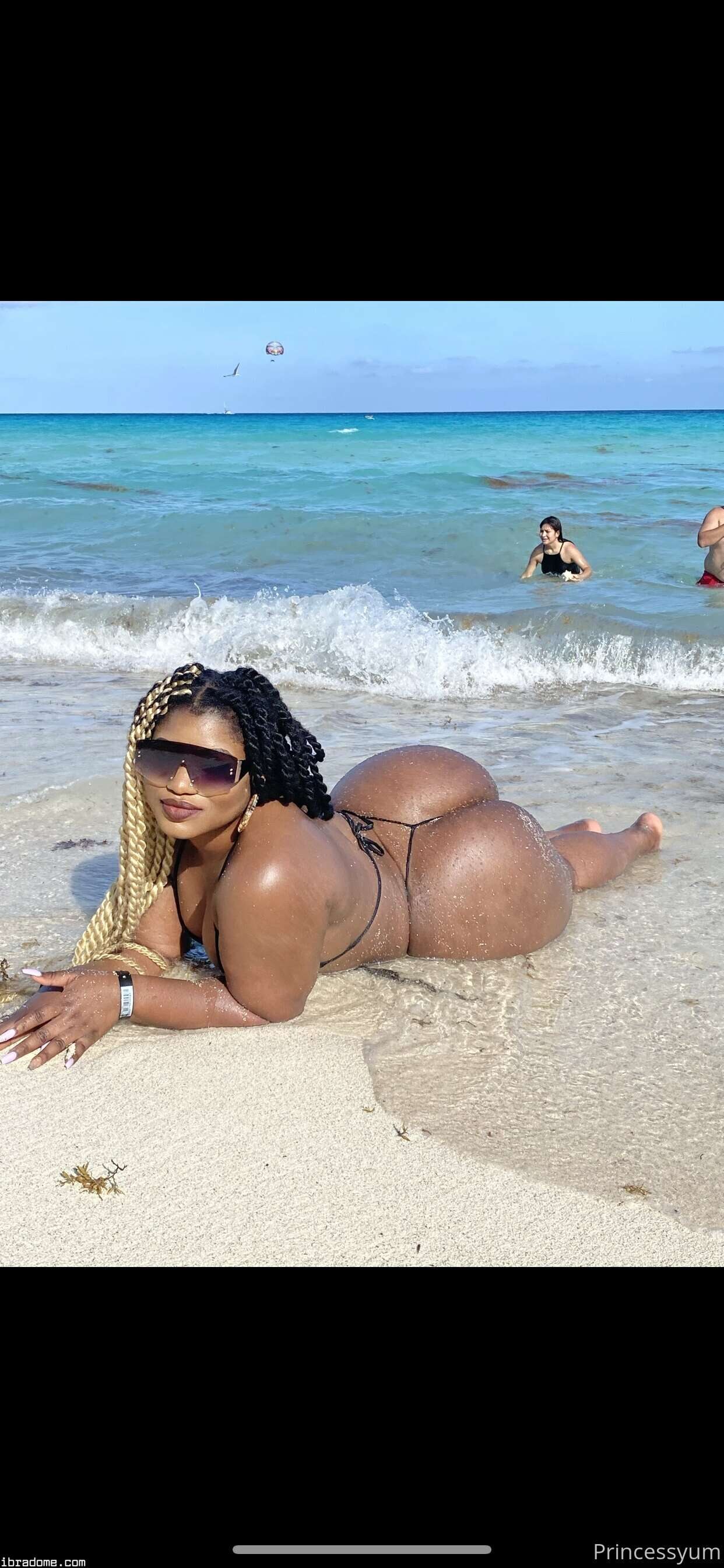 Princes Yumi OnlyFans Photos #3 130365