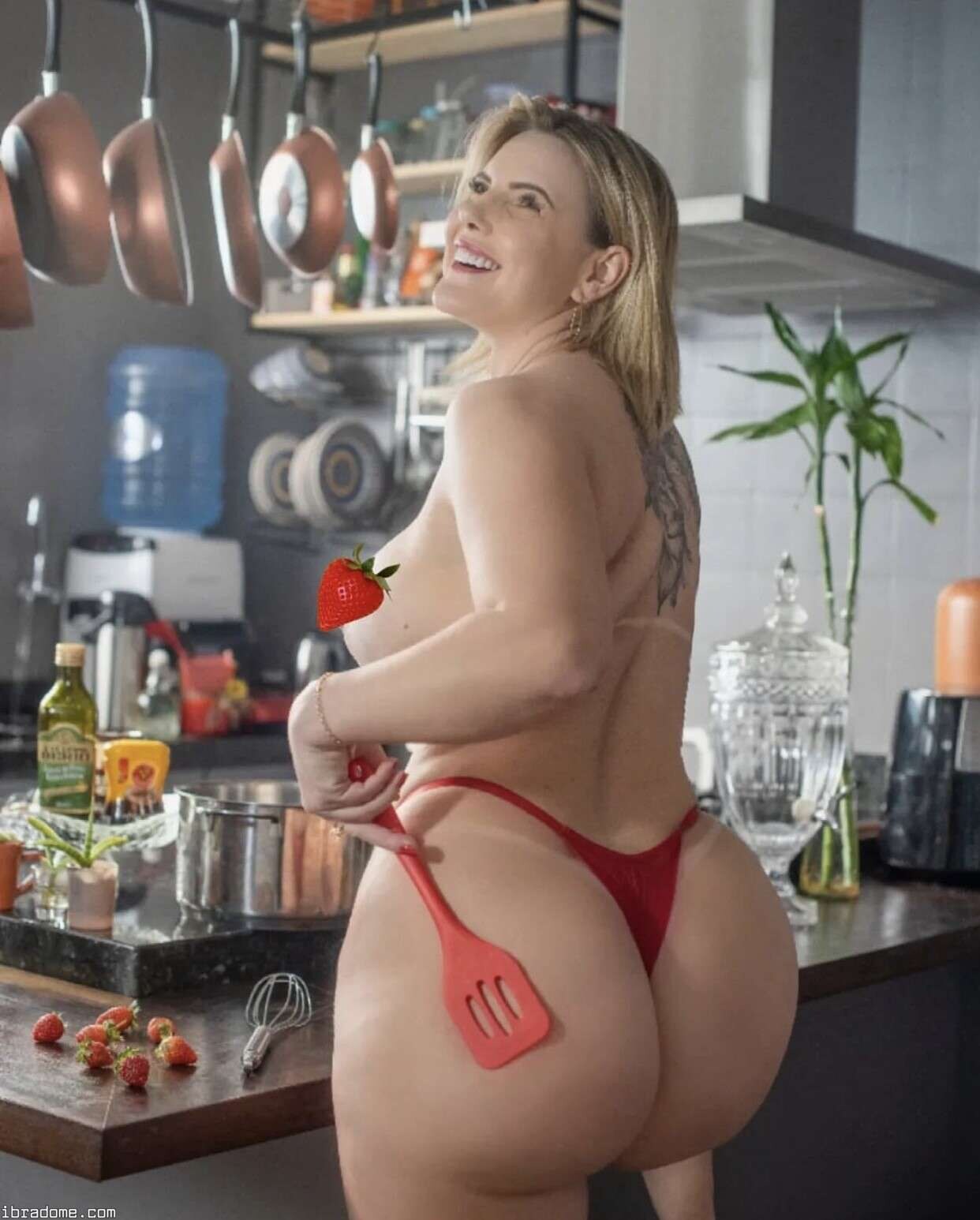 Julia von Muhlen Photos #1 130706