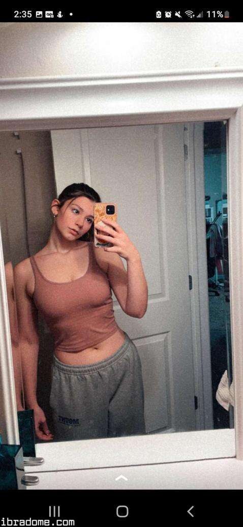 Nikki Woods Photos #1 128154