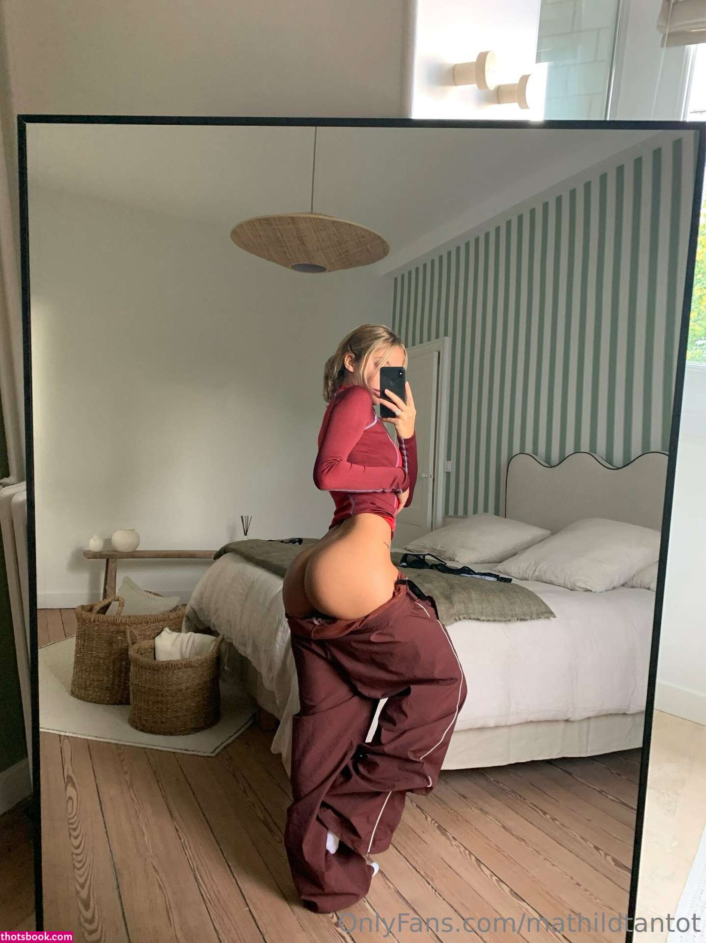 Tantot Twins Pauline Nude OnlyFans Photos #11 431736