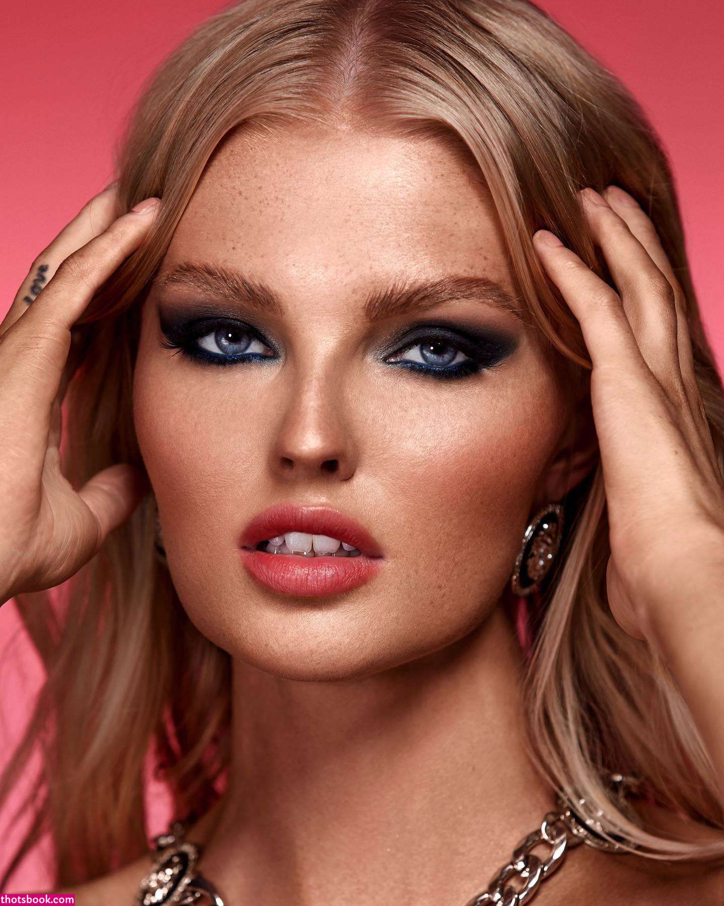 ZiennaEve Nude Photos #14 442322