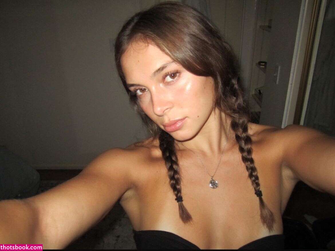 Lola Juarez Nude Photos #15 457307