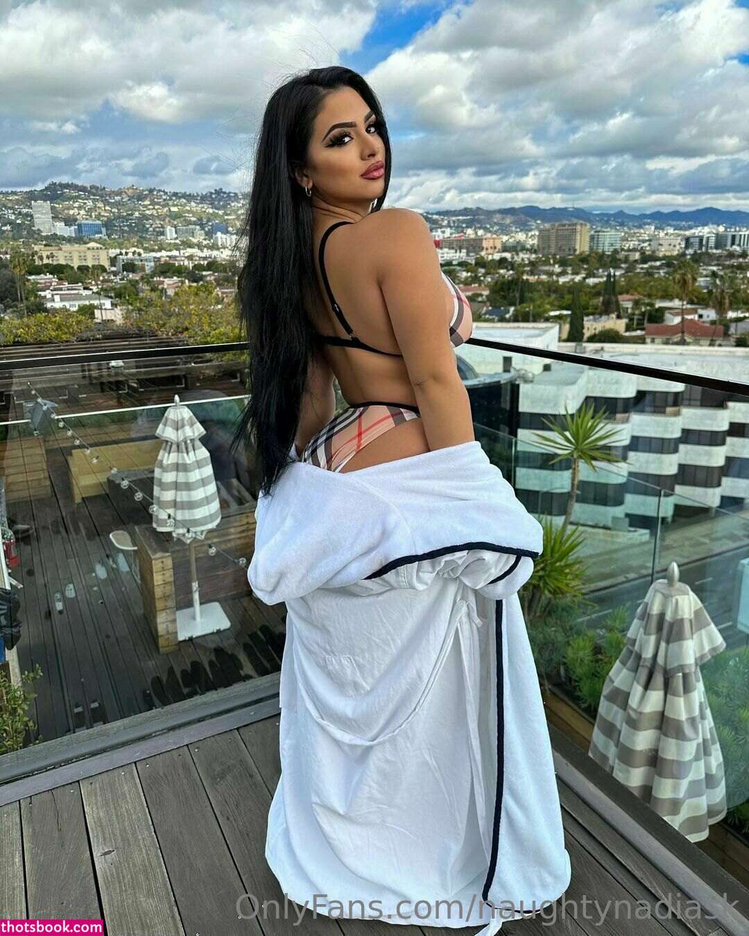 Nadia Khar Nude OnlyFans Photos #11 470228