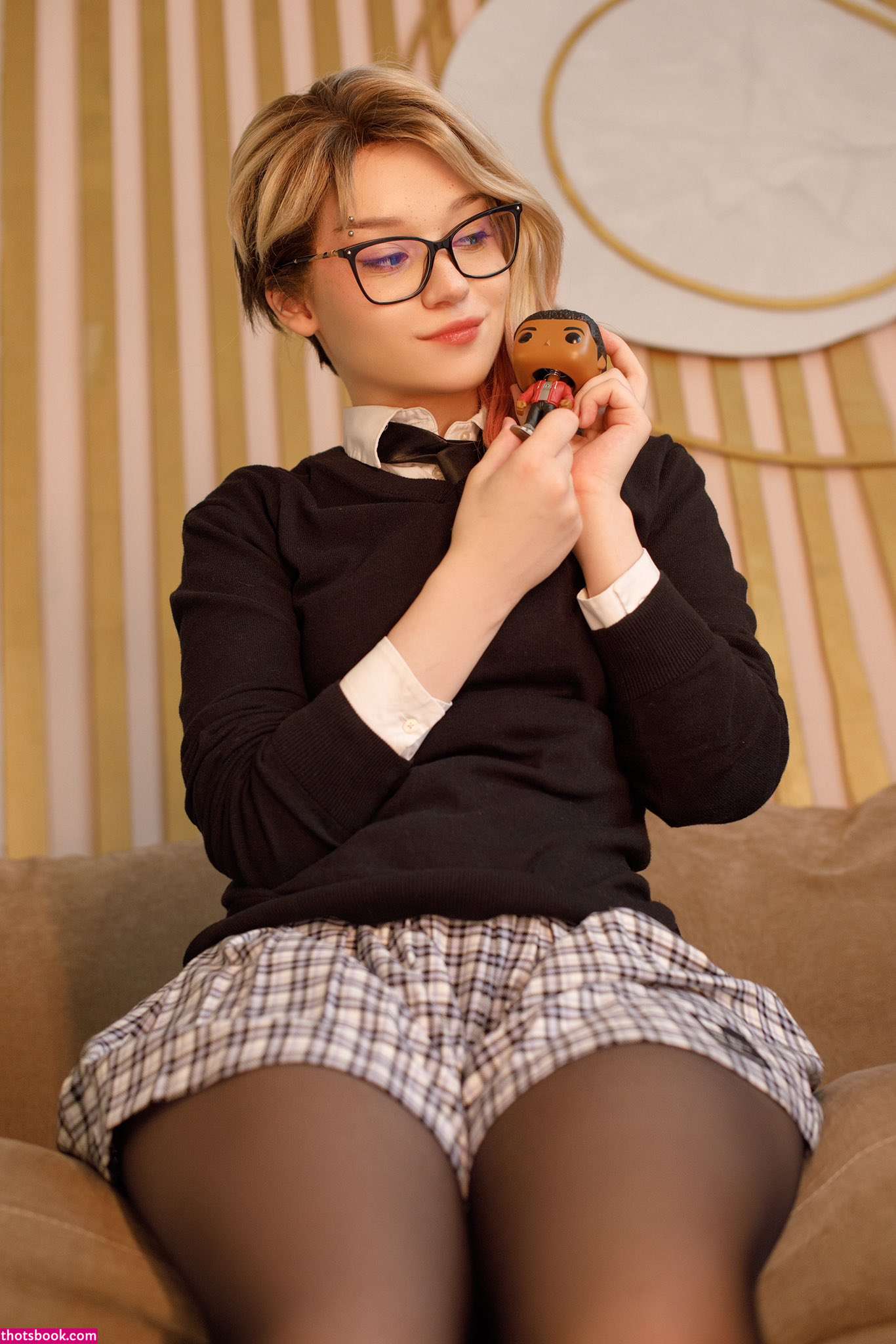 Donna loli Nude Photos #14 423196